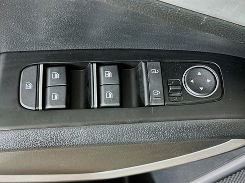 Used 2025 Kia Soul LX w/ LX Technology Package image 15