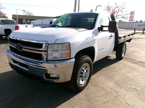 Used 2011 Chevrolet Silverado 3500 LT w/ Convenience Package image 8