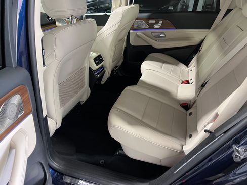 Used 2022 Mercedes-Benz GLS 450 4MATIC image 60