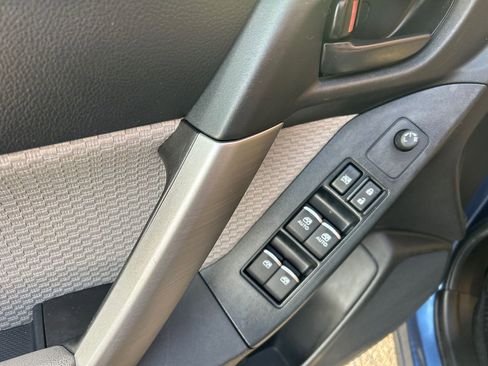 Used 2017 Subaru Forester 2.5i w/ Alloy Wheel Package image 9