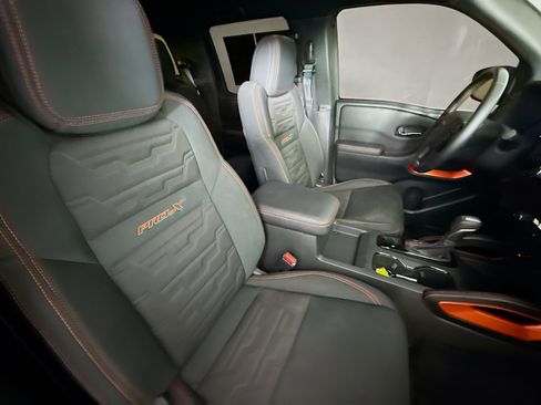 Used 2024 Nissan Frontier Pro-X w/ Technology Package image 34