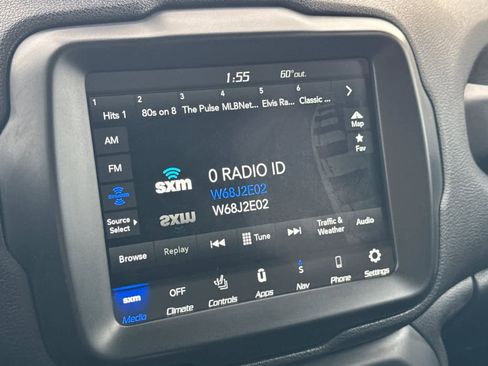 Used 2022 Jeep Renegade Latitude w/ Convenience Group image 19