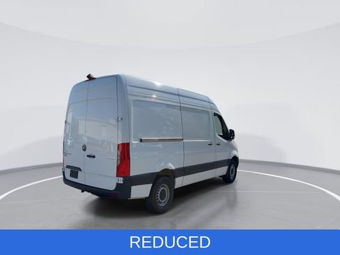 Used 2025 Mercedes-Benz Sprinter 2500 image 8
