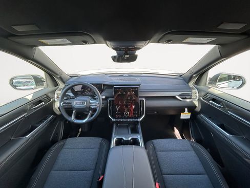 New 2026 GMC Acadia Elevation image 13