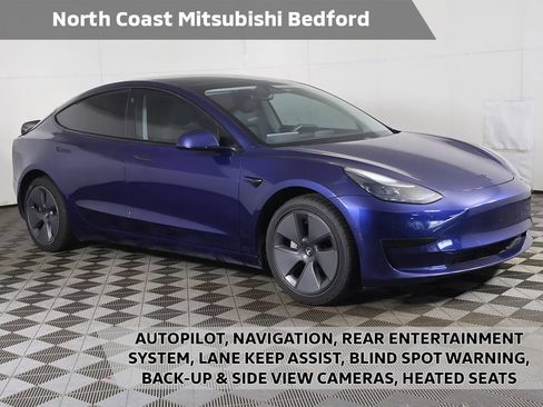 Used 2021 Tesla Model 3 Standard Range Plus RWD image 1