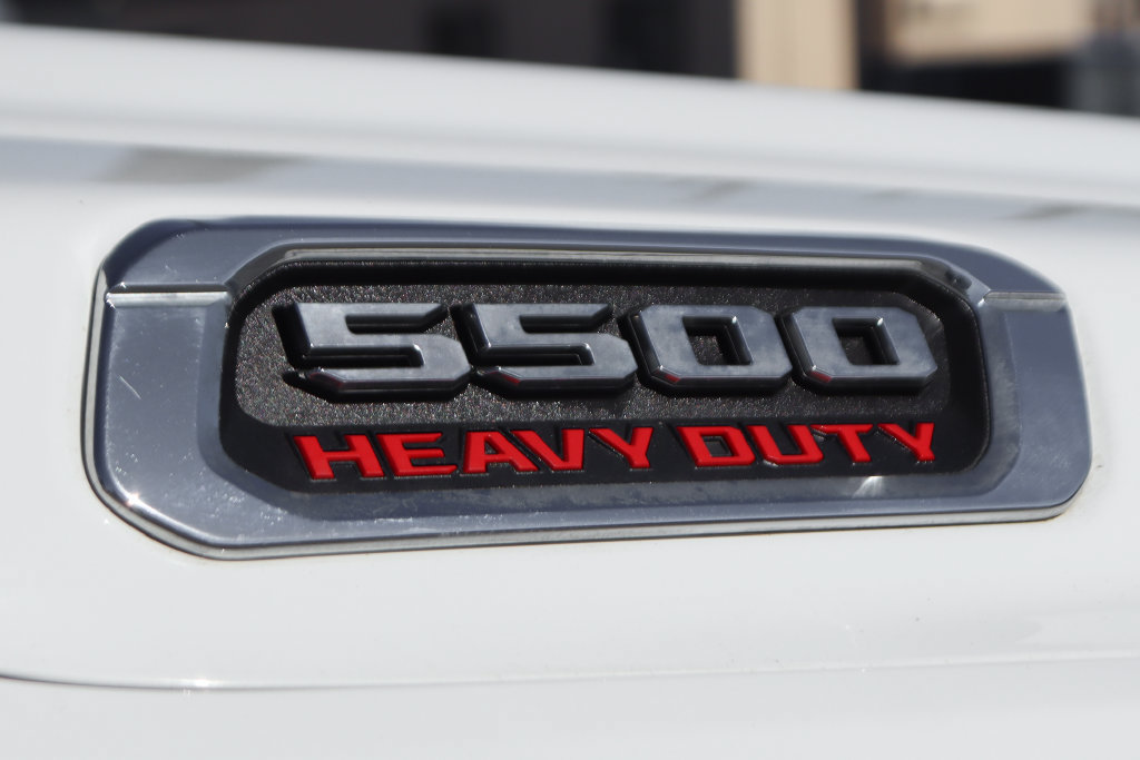 Used 2019 RAM 5500 Tradesman RWD image 43
