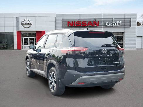 Certified 2023 Nissan Rogue SV w/ SV Premium B Package AWD/4WD image 4