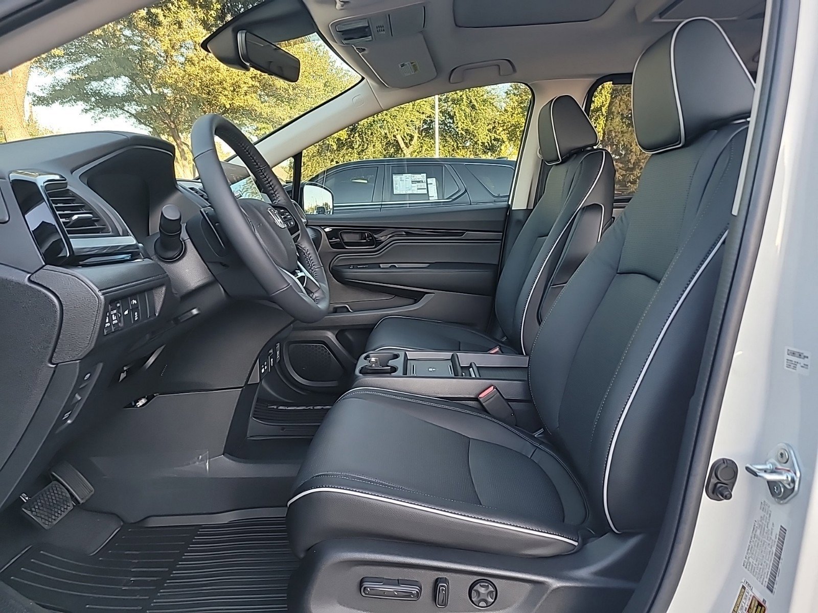 New 2026 Honda Odyssey Elite image 15