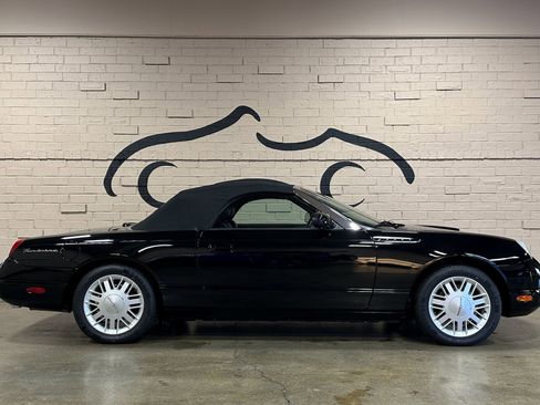Used 2002 Ford Thunderbird image 5
