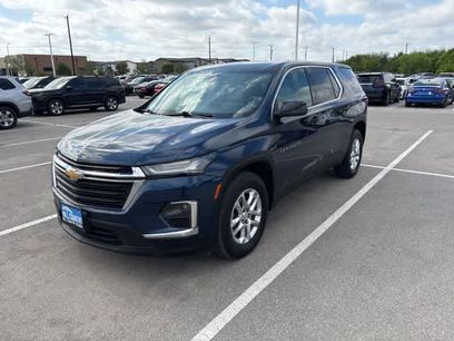 Used 2023 Chevrolet Traverse LS