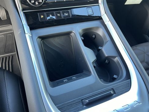 New 2026 Nissan Armada Platinum image 13