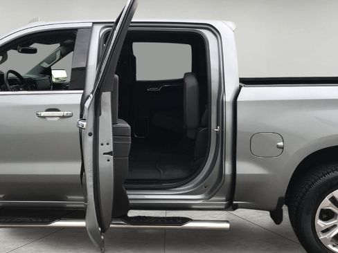 Used 2023 Chevrolet Silverado 1500 LTZ AWD/4WD image 23