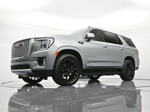 Certified 2024 GMC Yukon Denali image 40