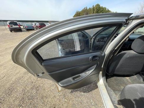 Used 2006 Dodge Stratus SXT image 24