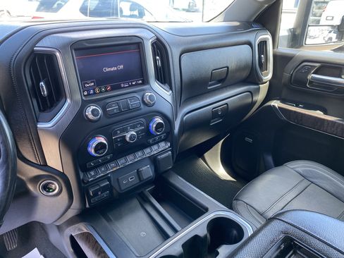 Used 2022 GMC Sierra 2500 Denali w/ Denali Ultimate Package image 26