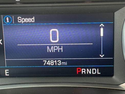 Used 2019 Chevrolet Equinox LT w/ Driver Convenience Package image 18