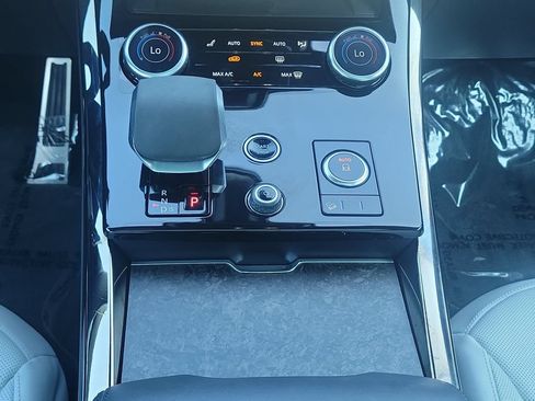 Used 2023 Land Rover Range Rover Sport SE Dynamic AWD/4WD image 20