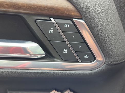 Used 2023 Chevrolet Silverado 1500 High Country w/ Z71 Off-Road Package image 29