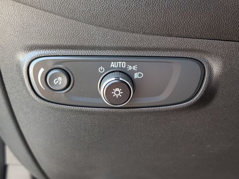Used 2024 Chevrolet Equinox RS AWD/4WD image 22