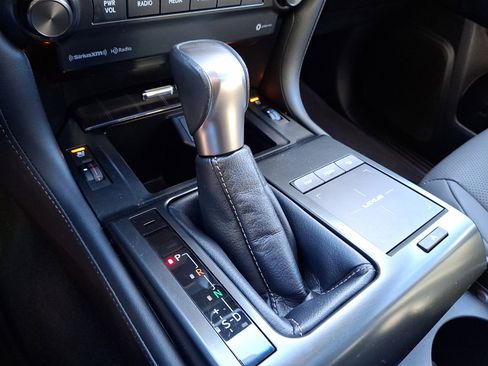 Certified 2023 Lexus GX 460 Premium image 16