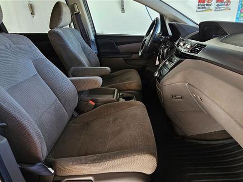 Used 2012 Honda Odyssey EX image 16
