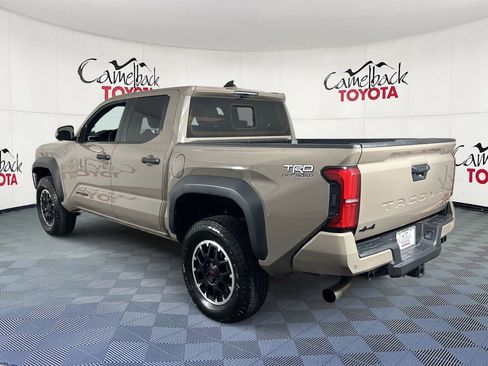 Used 2026 Toyota Tacoma TRD Off-Road w/ TRD Off Road Premium Package AWD/4WD image 6