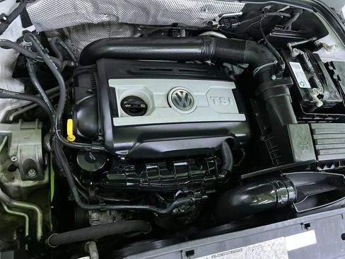 Used 2014 Volkswagen Tiguan S FWD image 19