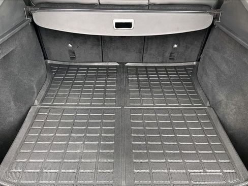 Used 2023 Tesla Model Y Long Range image 25