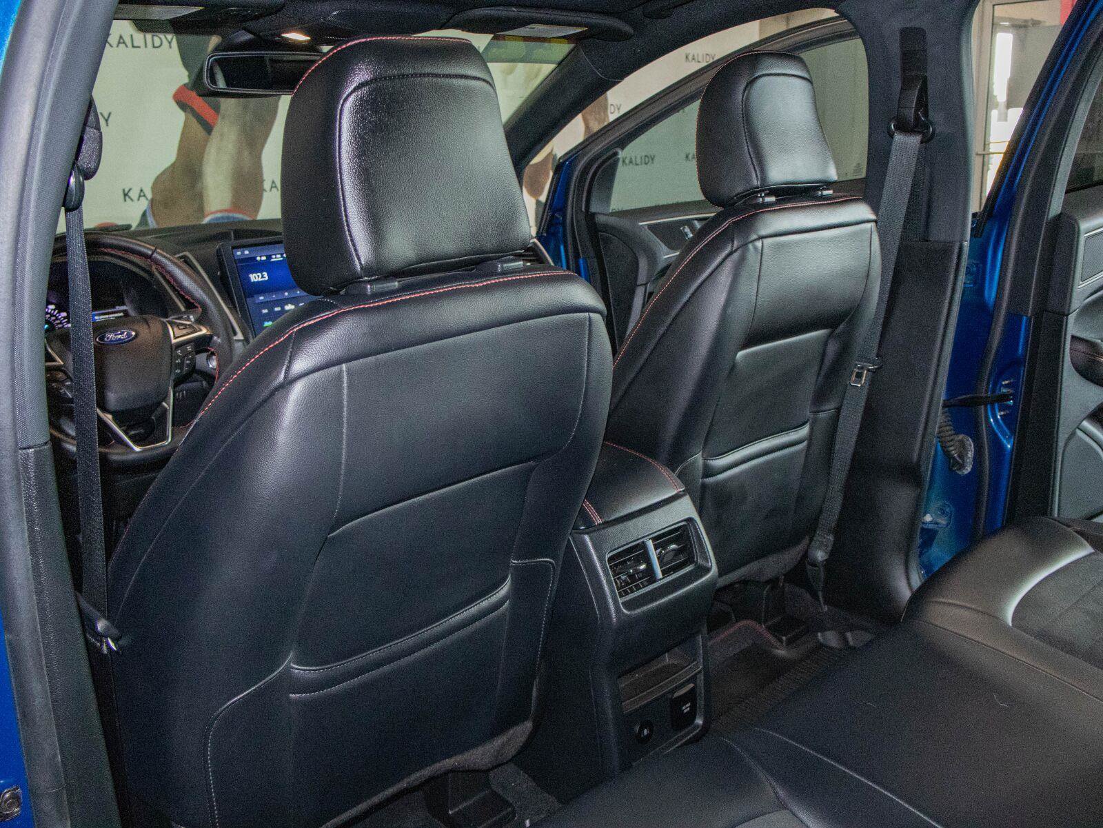 Used 2022 Ford Edge ST-Line AWD/4WD image 9