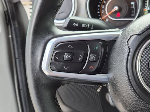 Used 2023 Jeep Gladiator Overland image 24