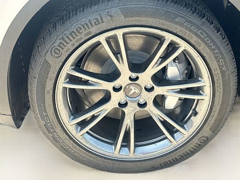 Used 2025 Tesla Model Y Long Range RWD image 30