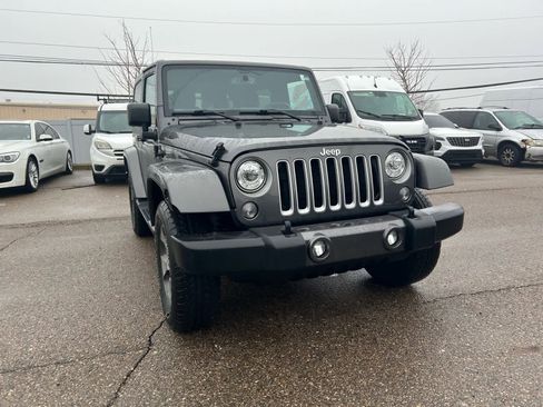 Certified 2018 Jeep Wrangler Sahara w/ Connectivity Group image 12