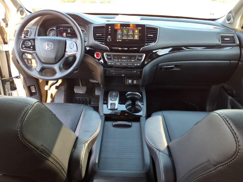 Used 2022 Honda Pilot Touring image 8