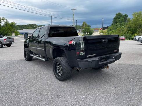 Used 2013 GMC Sierra 2500 Denali w/ Suspension Package, Off-Road AWD/4WD image 5