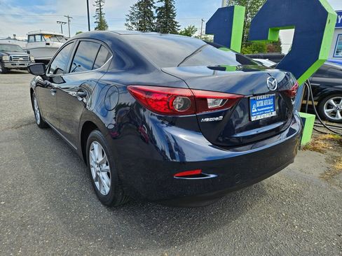 Used 2016 MAZDA MAZDA3 i Sport w/ Preferred Equipment Package FWD image 3