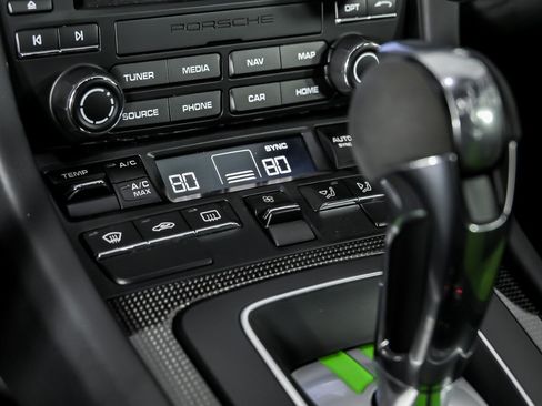 Used 2019 Porsche 911 GT3 RS RWD image 33