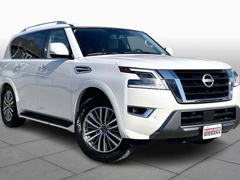 Certified 2024 Nissan Armada SL image 3