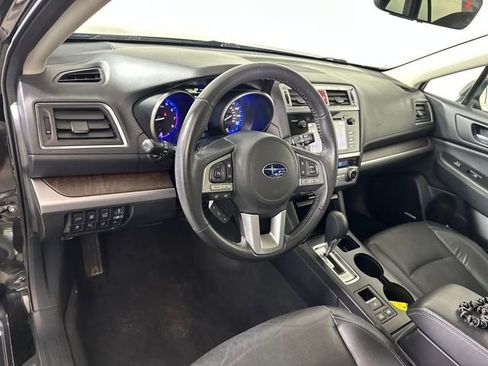 Used 2017 Subaru Outback 3.6R Limited image 14
