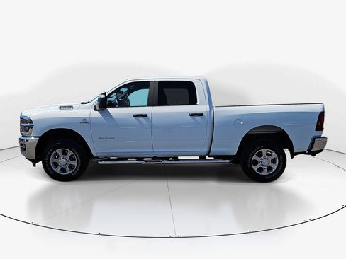 Used 2025 RAM 2500 Big Horn AWD/4WD image 10