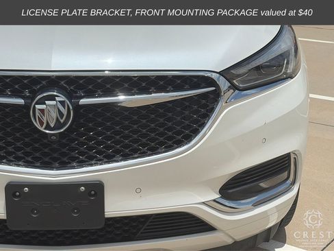 Used 2021 Buick Enclave Avenir w/ Avenir Technology Package FWD image 3