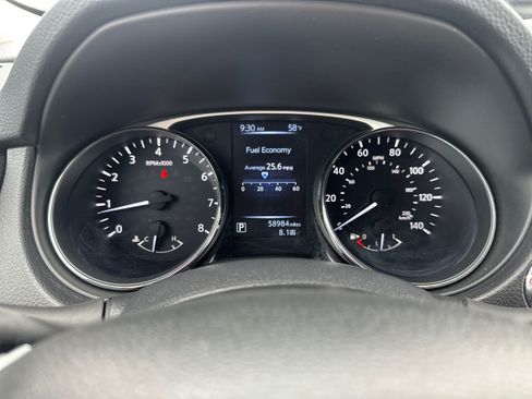 Used 2016 Nissan Rogue SL AWD/4WD image 17