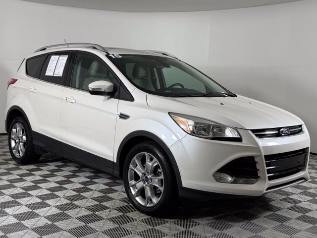 Used 2015 Ford Escape Titanium FWD image 10