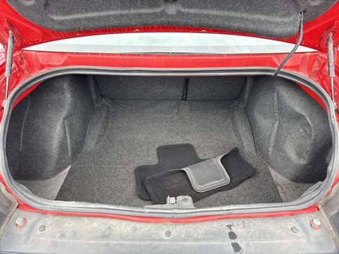 Used 2019 Dodge Challenger R/T RWD image 29