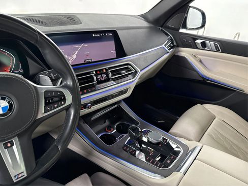 Used 2019 BMW X5 xDrive40i w/ M Sport Package image 16