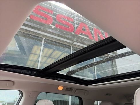 New 2026 Nissan Pathfinder SL image 23