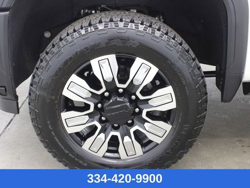 Used 2025 GMC Sierra 2500 Denali w/ Denali Reserve Package image 32