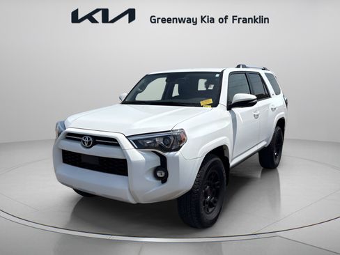 Used 2021 Toyota 4Runner SR5 Premium w/ Moonroof Package AWD/4WD image 3