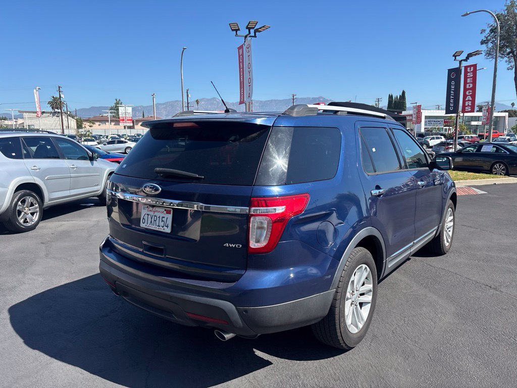 Used 2012 Ford Explorer XLT AWD/4WD image 4