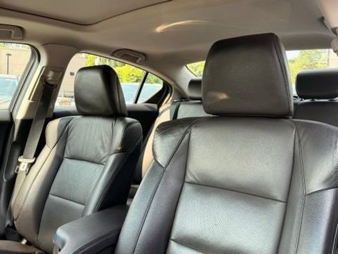 Used 2015 Acura ILX FWD image 7