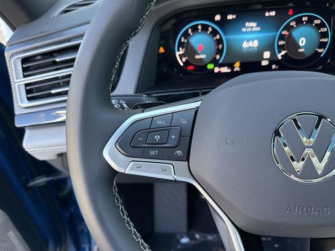 New 2025 Volkswagen Atlas Cross Sport SEL image 18